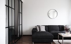 Hatanpää - Renovated 1BR Apartment in Historical Building&Central Location